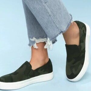 Steve Madden Camo Ellis Camouflage Slip On Shoes Size 5.5 NIB
